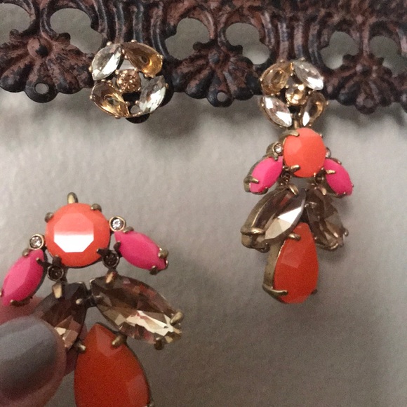 Stella & Dot 2 in 1 Statement Earrings - Picture 2 of 2